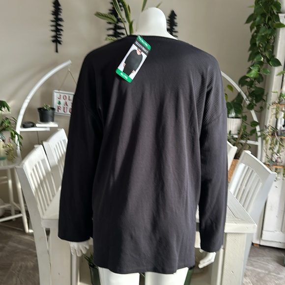 Ellen Tracy size XL ribbed, black, long sleeve V-neck shirt NWT slits I. Side - Picture 5 of 11